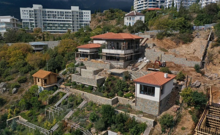 Complex of houses with a total area of ​​820 m2