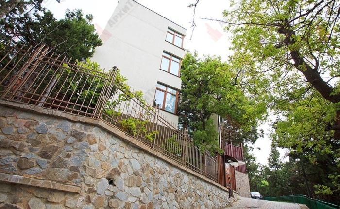Private house of 280 m2 in the village. Gaspra