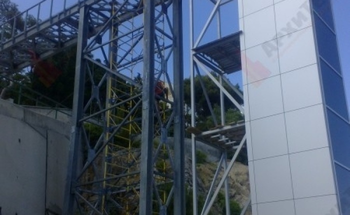 Pedestrian bridge in the village Gaspra