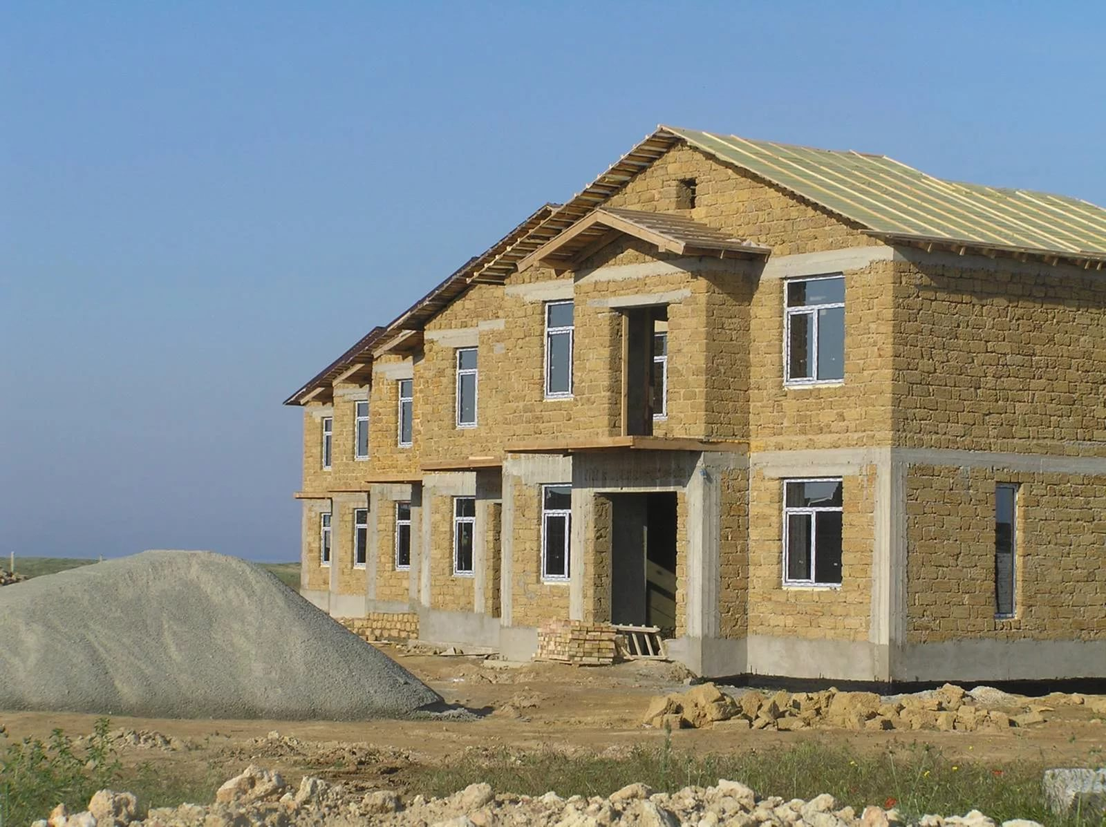 Строительство домов из ракушечника в Севастополе и Крыму под ключ